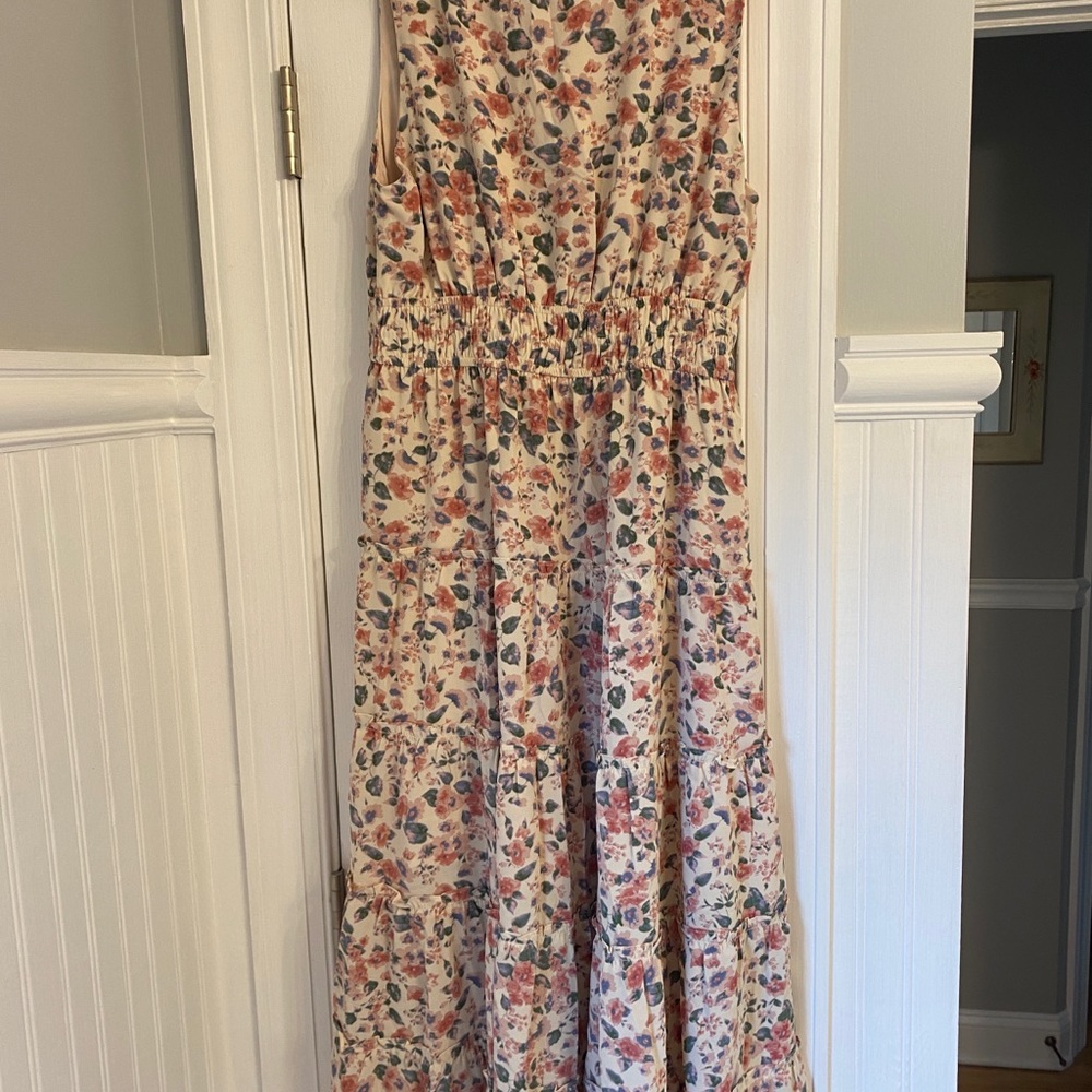 Sleeveless dress